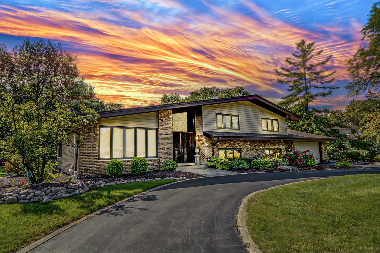 13000 S Westgate Dr., Palos Heights, IL 60463