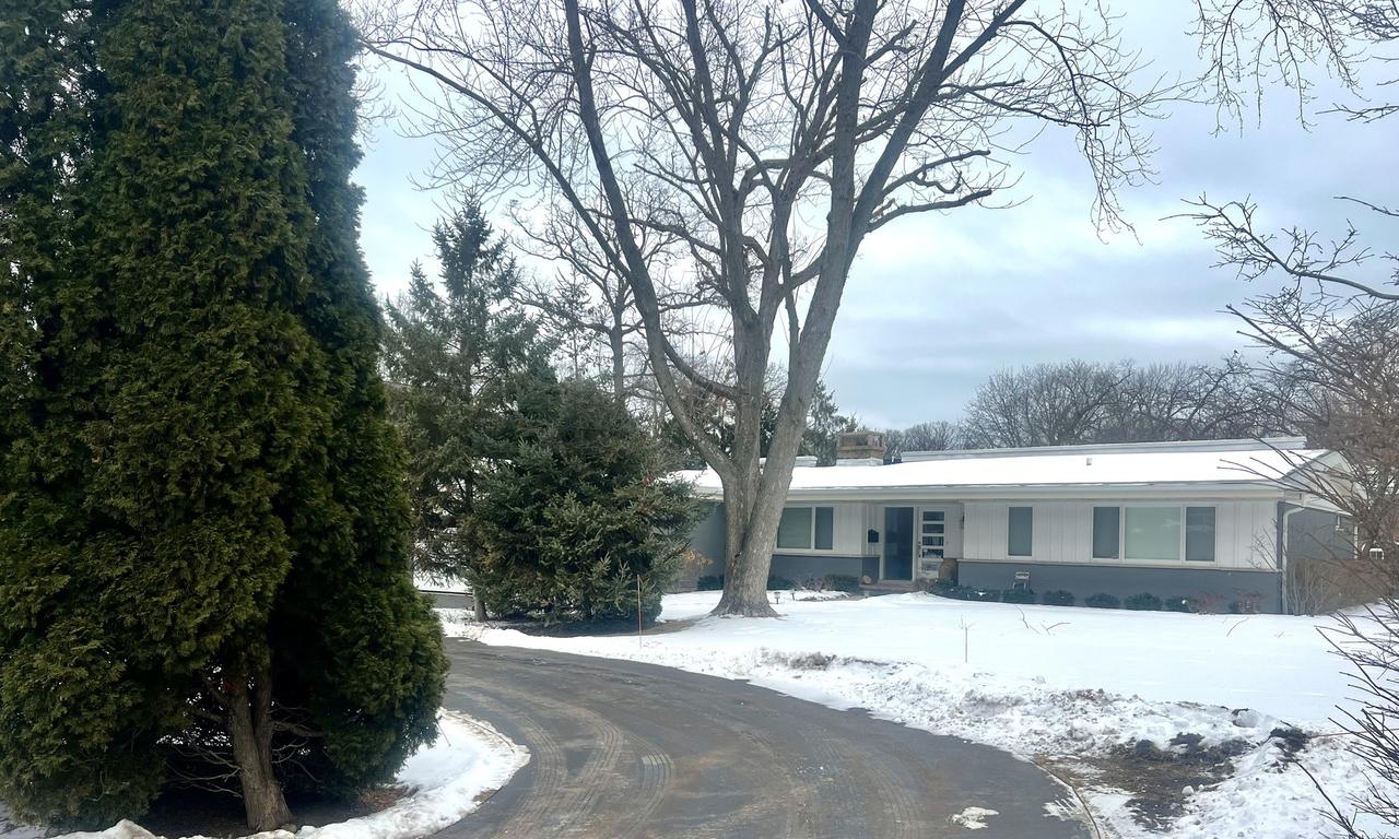 [Address Hidden by Seller], Highland Park, IL 60035