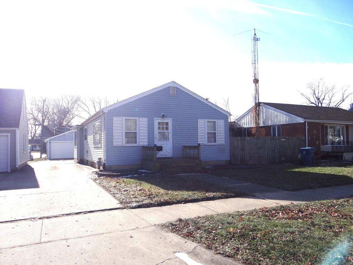 831 Douglas St., Morris, IL 60450