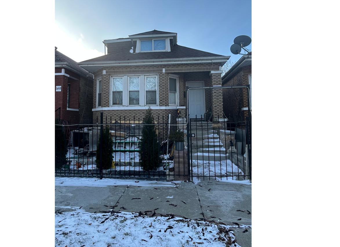 2107 W 70th Pl., Chicago, IL 60636