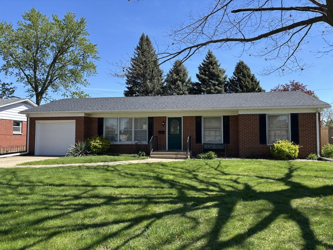 [Address Hidden by Seller], Peru, IL 61354
