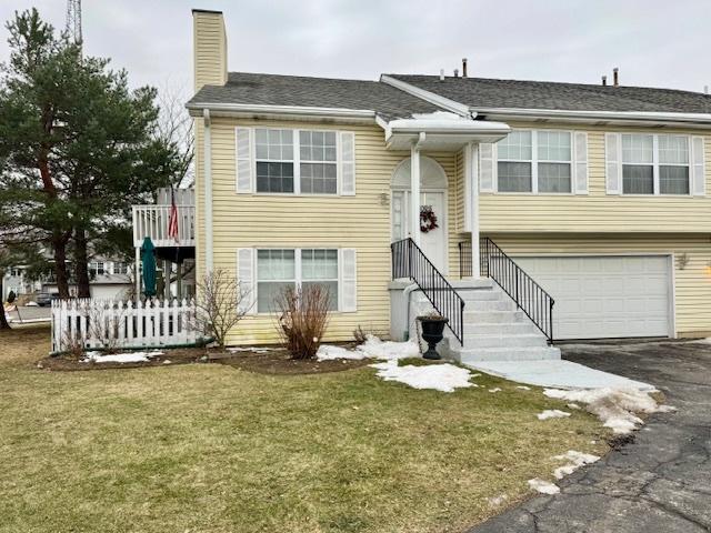 1025 Castleshire Dr. #14C, Woodstock, IL 60098