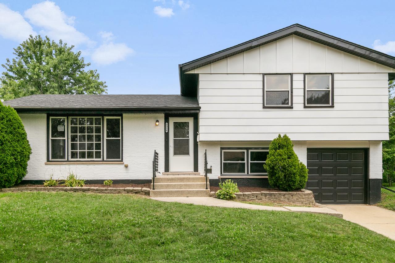 3316 Birchwood Dr., Hazel Crest, IL 60429