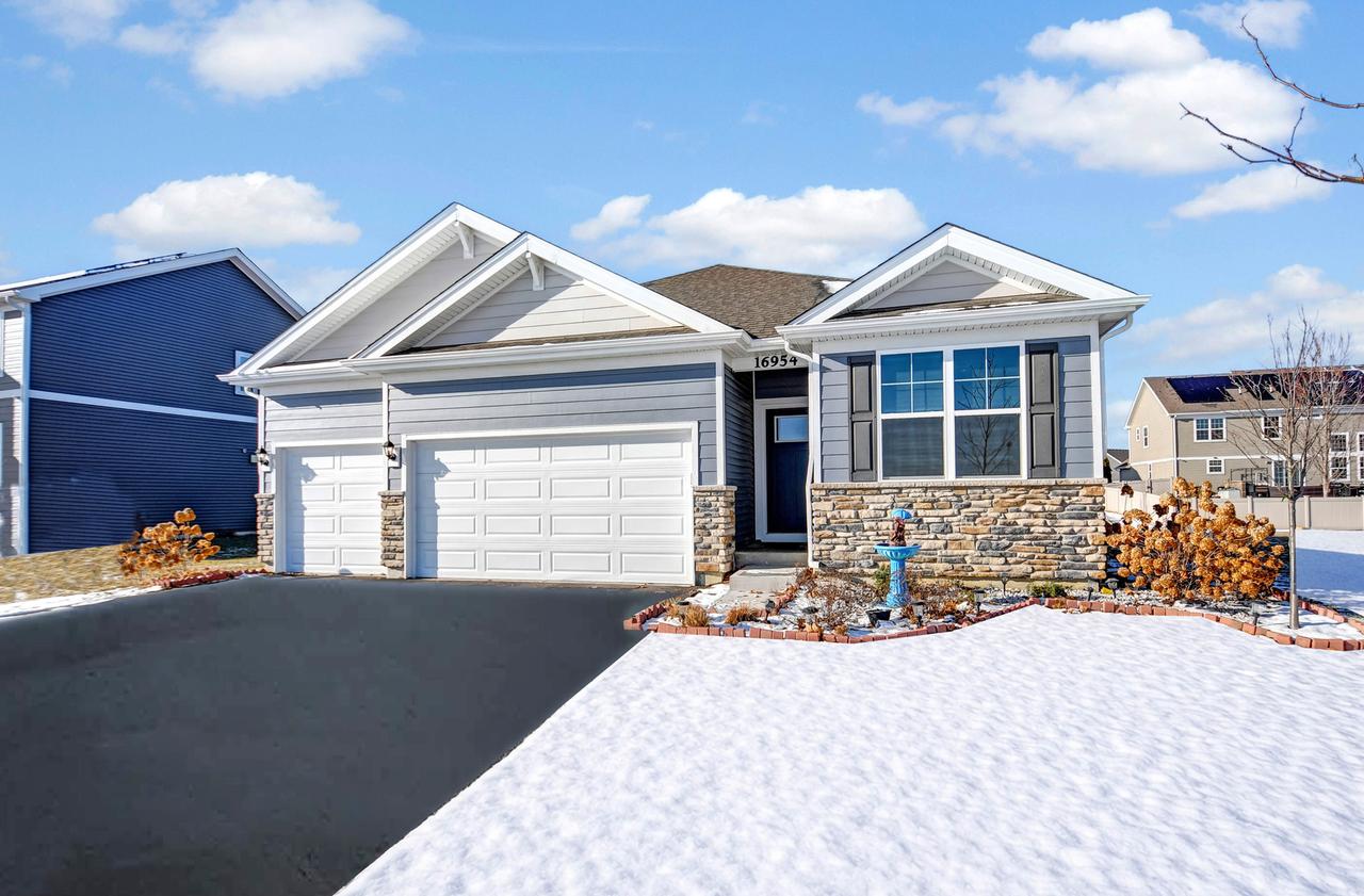 16954 S Lucas Dr., Plainfield, IL 60586