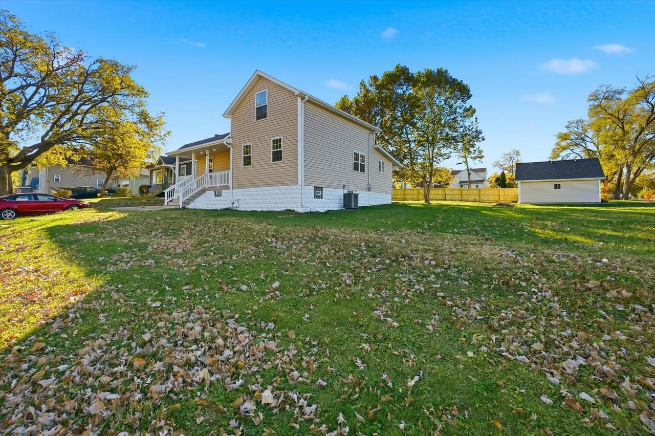 1313 Elizabeth St., Joliet, IL 60435