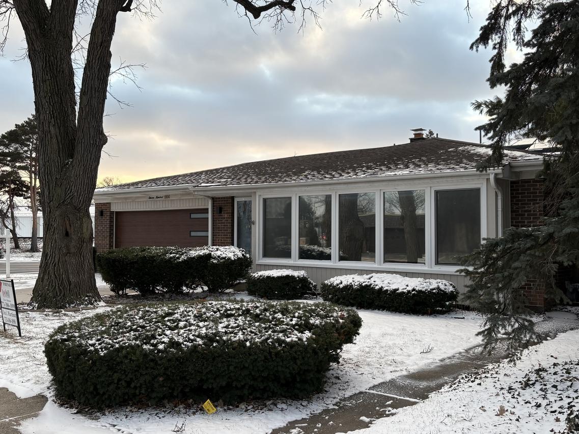 1100 Potter Rd., Park Ridge, IL 60068
