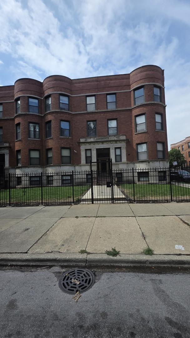 5900 S King Dr. #C-3, Chicago, IL 60637