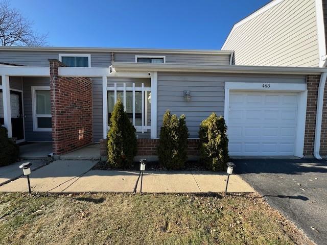 468 Harmony Dr., Wheeling, IL 60090