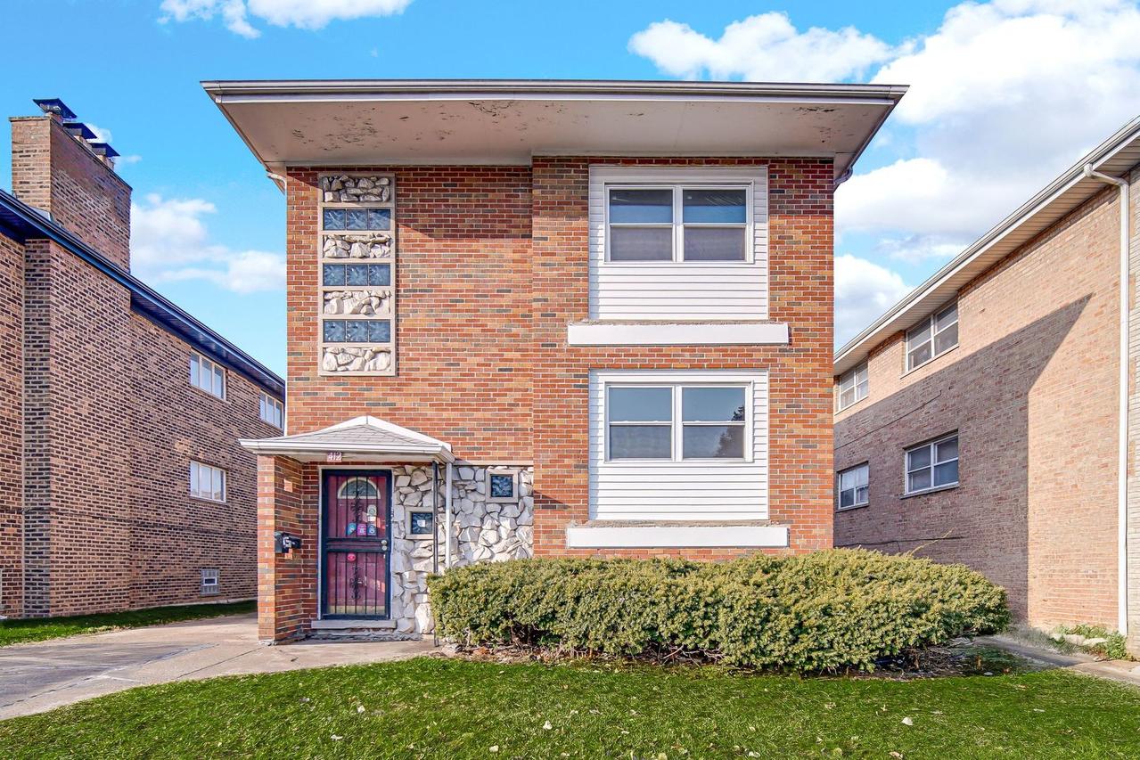 412 Prairie Ave., Calumet City, IL 60409