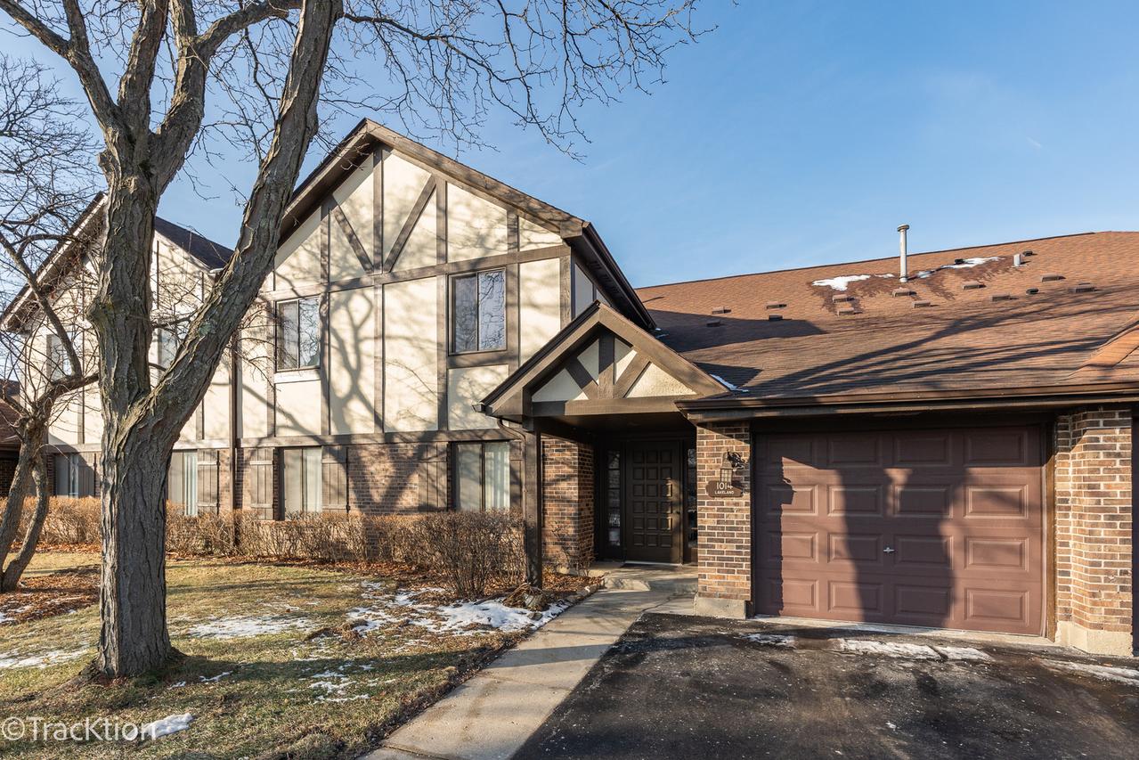 1014 Lakeland Ct. #2a, Wheeling, IL 60090