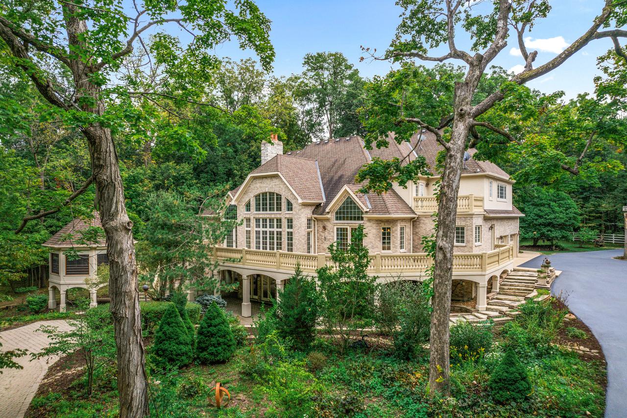 53 Abbeyfeale Dr., Oswego, IL 60543