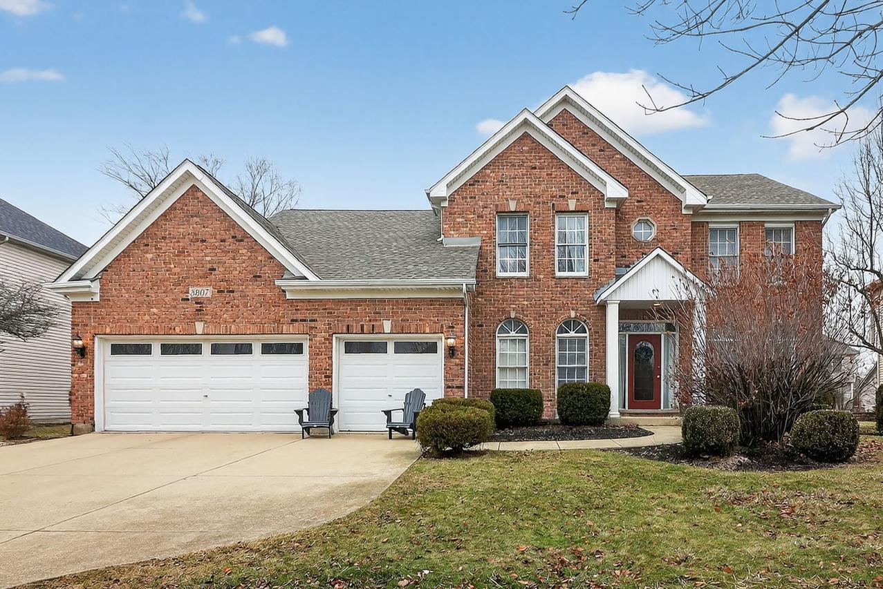 3807 Landsdown Ave., Naperville, IL 60564