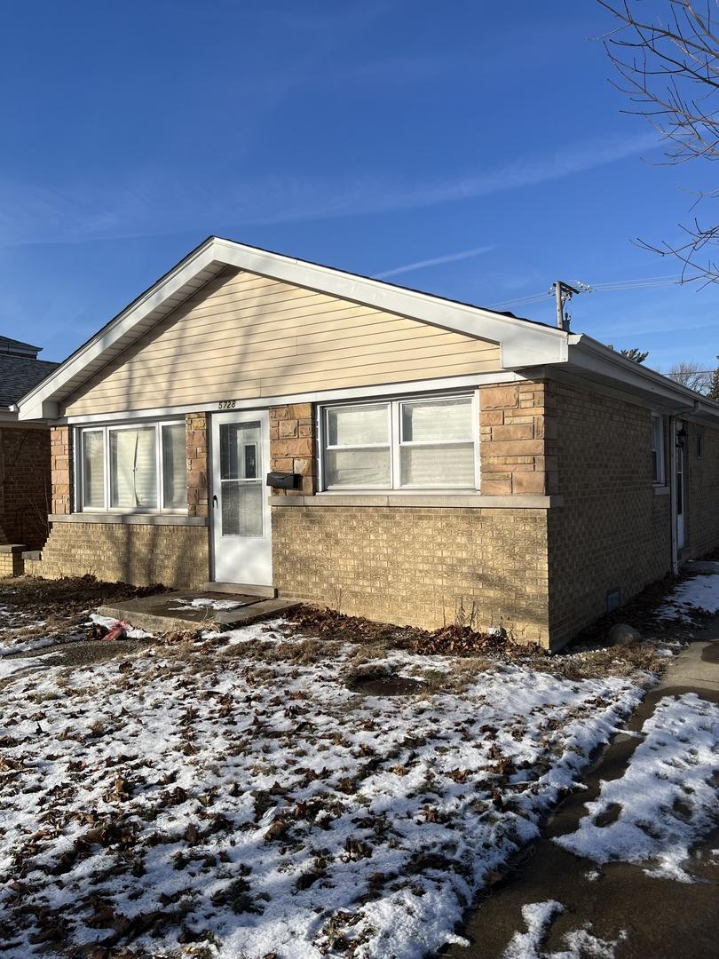5728 W Pershing Rd., Cicero, IL 60804