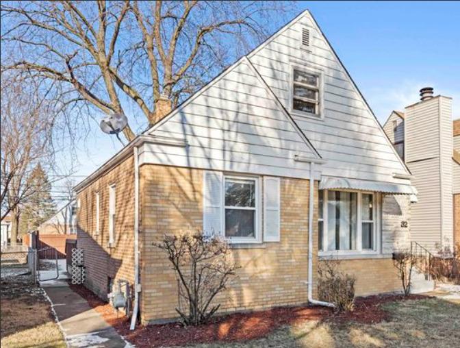 32 166th Pl., Calumet City, IL 60409