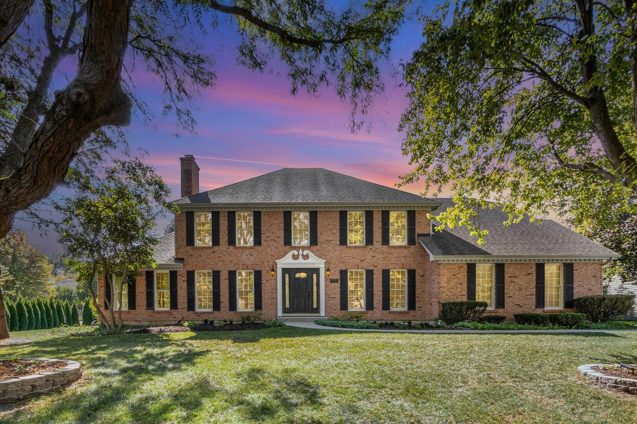 25w313 Mayflower Ave., Naperville, IL 60540