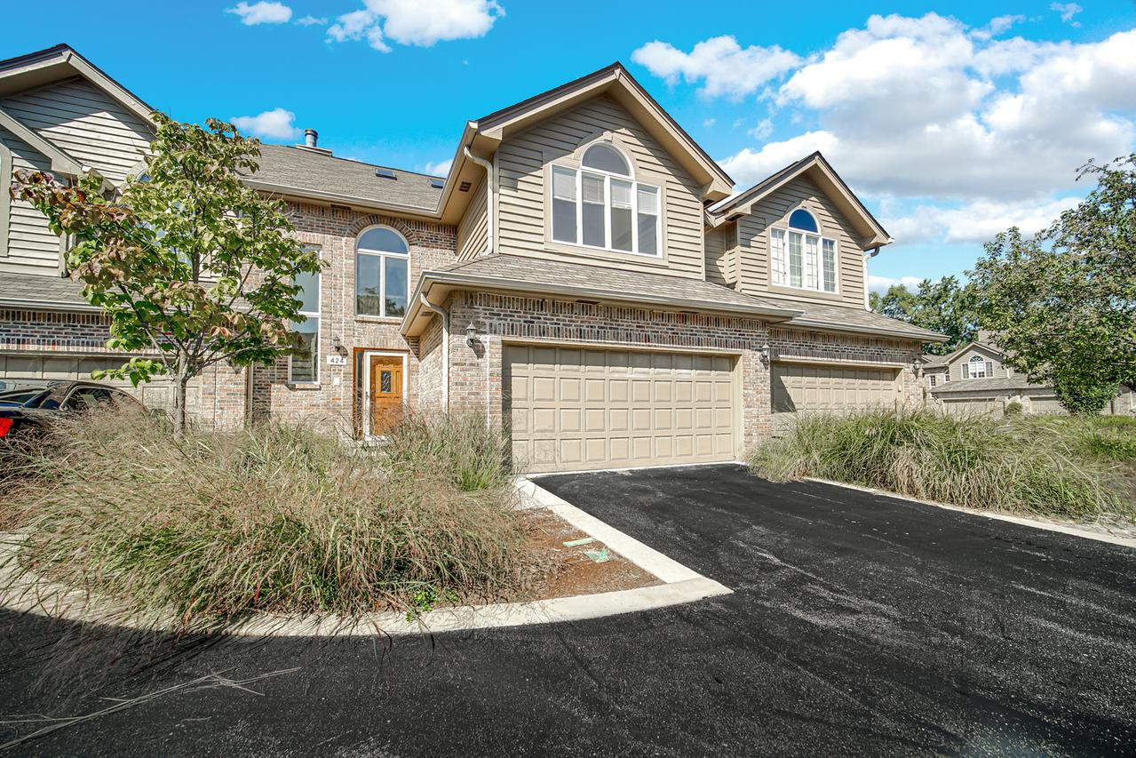 424 Ashbury Dr., Hinsdale, IL 60521