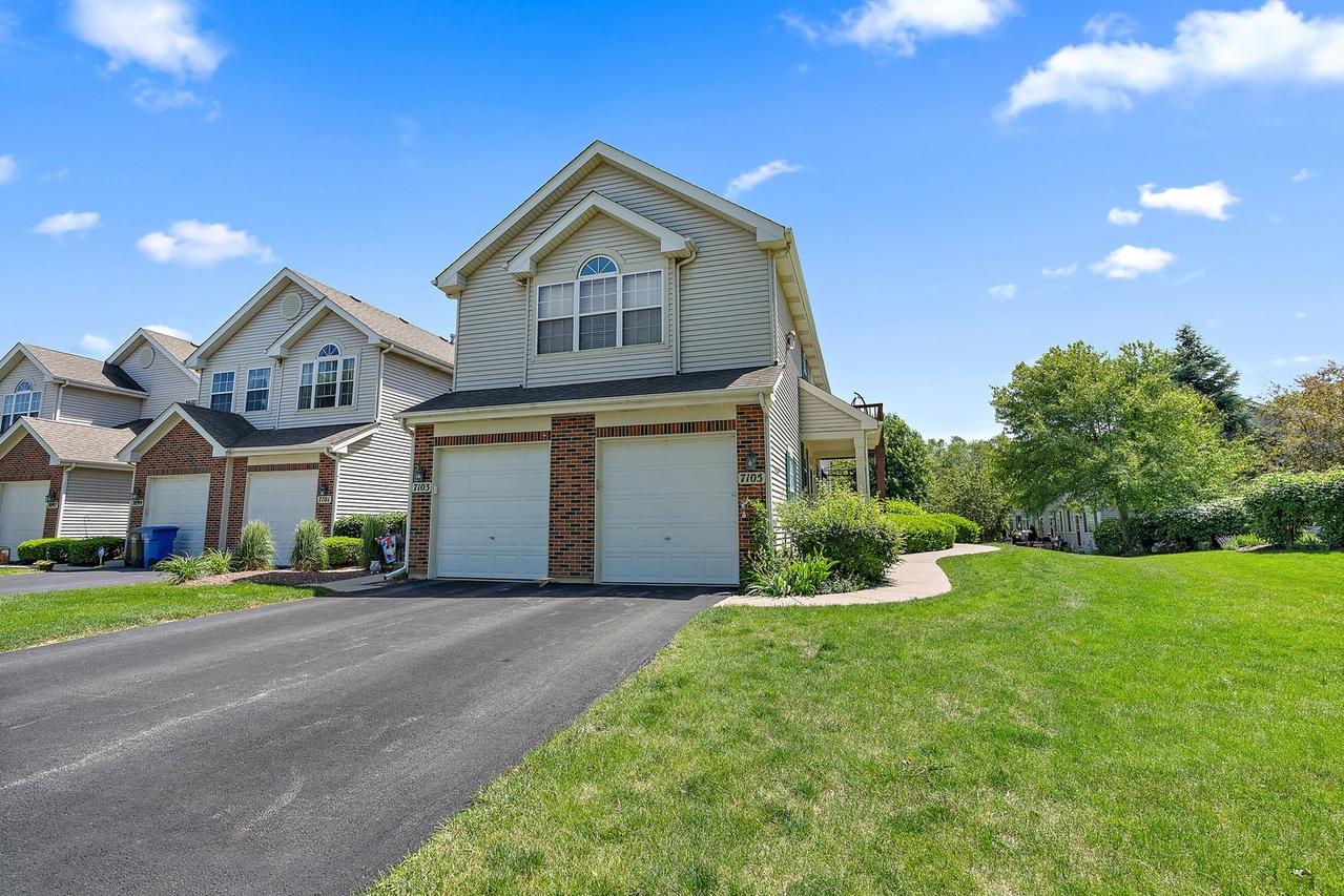 7105 Westwood Dr., Carpentersville, IL 60110