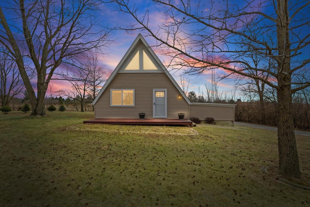 1438 Country Club Ln., Loda, IL 60948