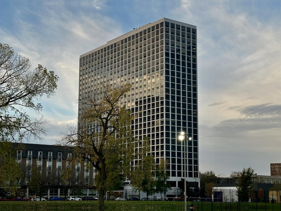 4343 N Clarendon Ave. #2505, Chicago, IL 60613