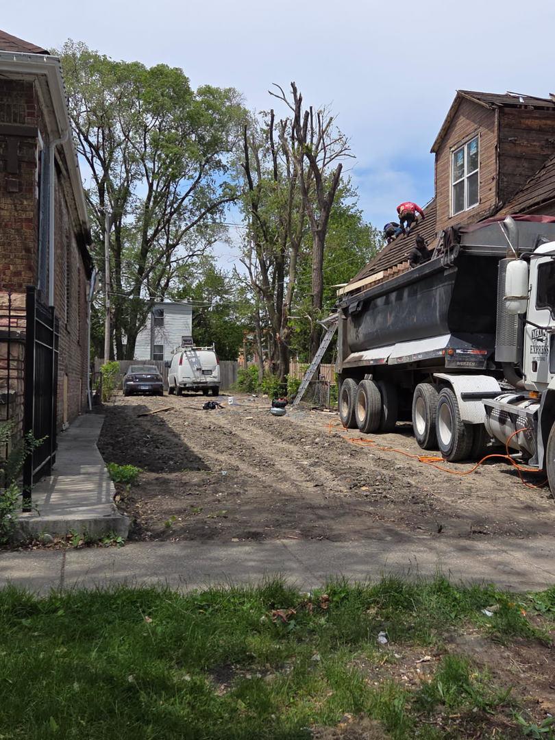 6540 S Laflin St., Chicago, IL 60636