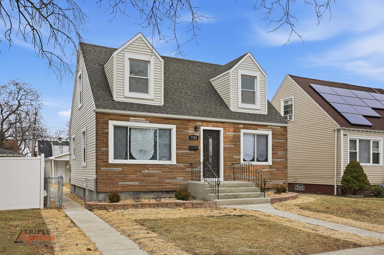 7725 S St Louis Ave., Chicago, IL 60652