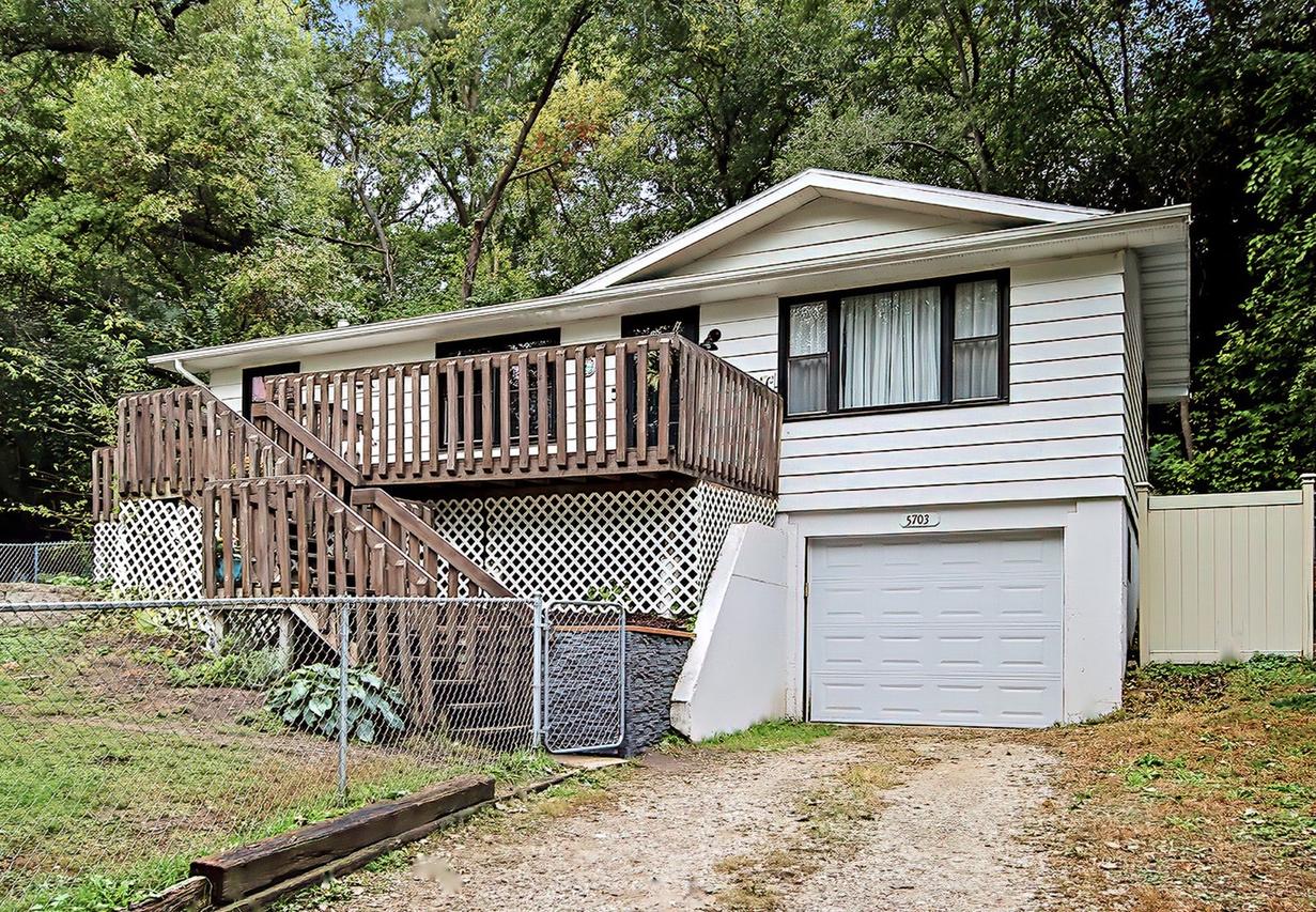 5703 Fox Lake Rd., Mchenry, IL 60051