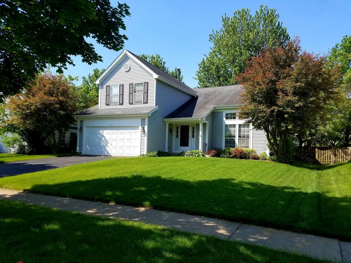 1656 Warrington Ln., Crystal Lake, IL 60014