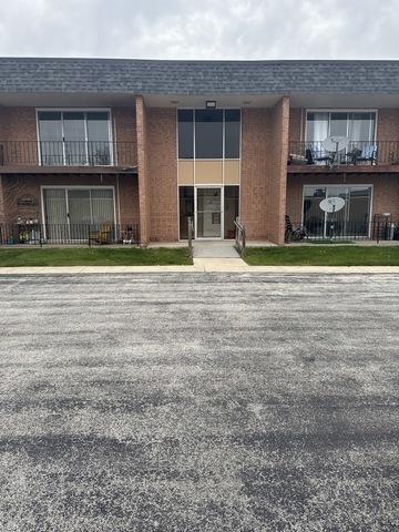 18340 Cherry Creek Dr. #7, Homewood, IL 60430