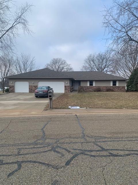 504 Harvey Rd., Downs, IL 61736