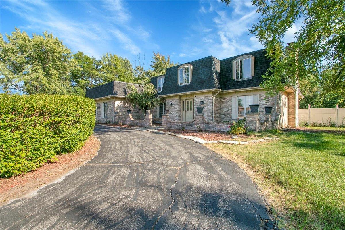 3033 E Hickory Ln., Crete, IL 60417