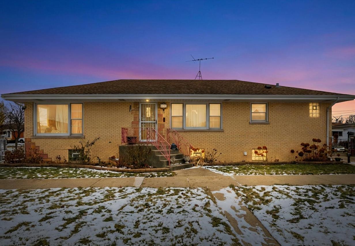 4724 N Ozark Ave., Norridge, IL 60706