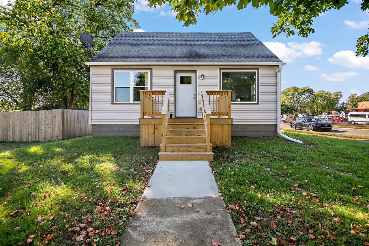 195 N Michigan Ave., Bradley, IL 60915