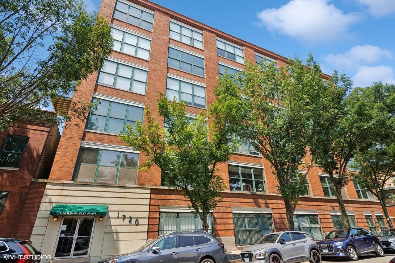 1720 N Marshfield Ave. #305, Chicago, IL 60622