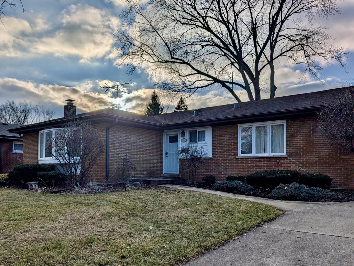 [Address Hidden by Seller], Arlington Heights, IL 60004