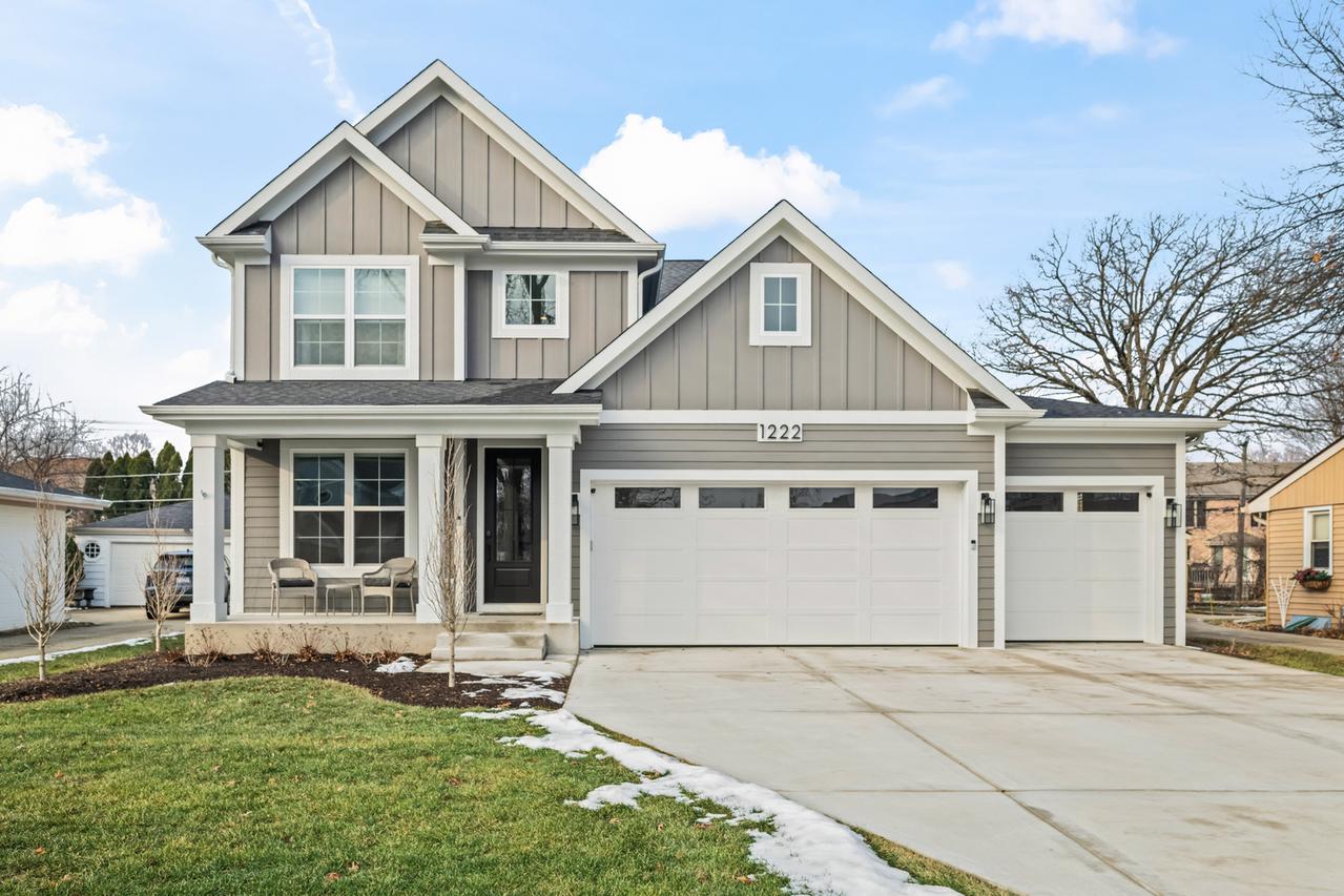 1222 N Walnut Ave., Arlington Heights, IL 60004