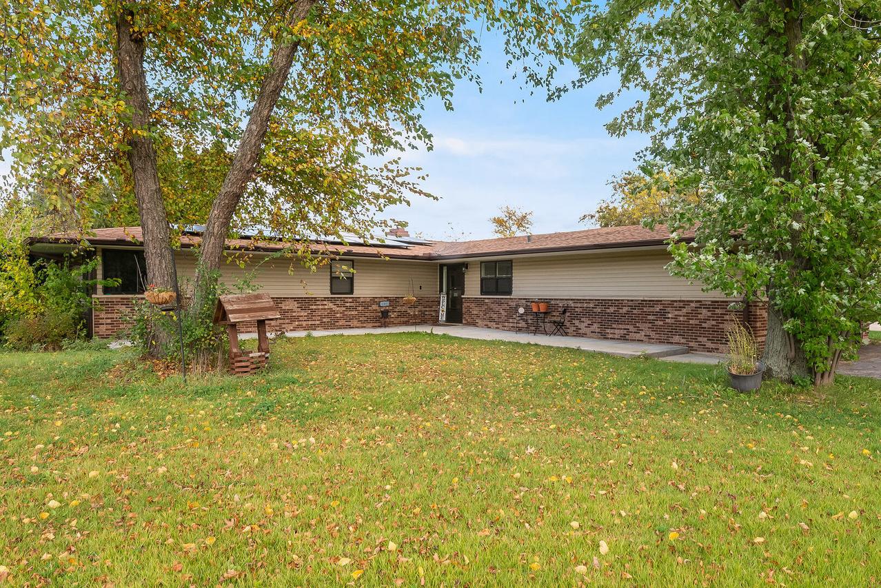 12106 Baker Ter., Woodstock, IL 60098