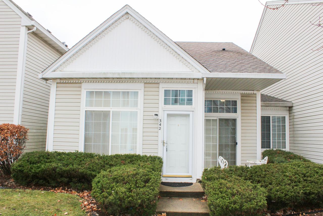 342 Magnolia Ct., Bolingbrook, IL 60440