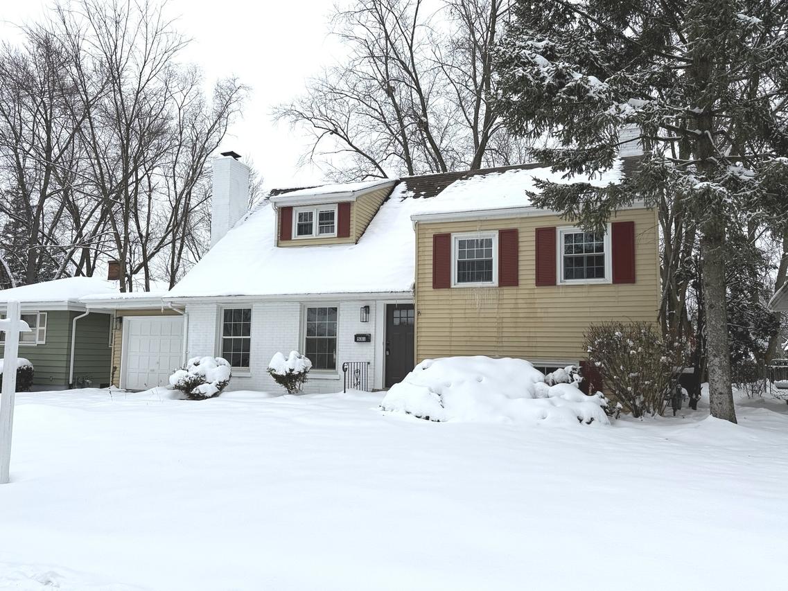 531 W Winchester Rd., Chicago Heights, IL 60411