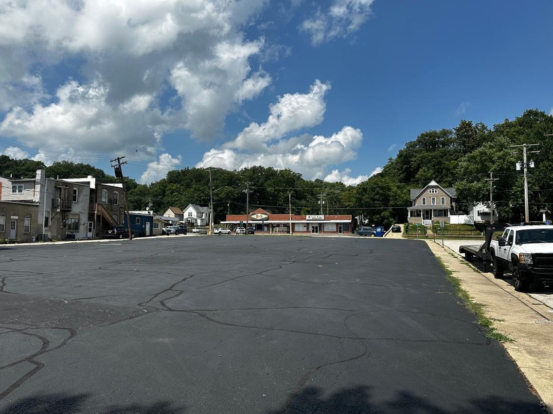 VL Bluff St., Marseilles, IL 61341