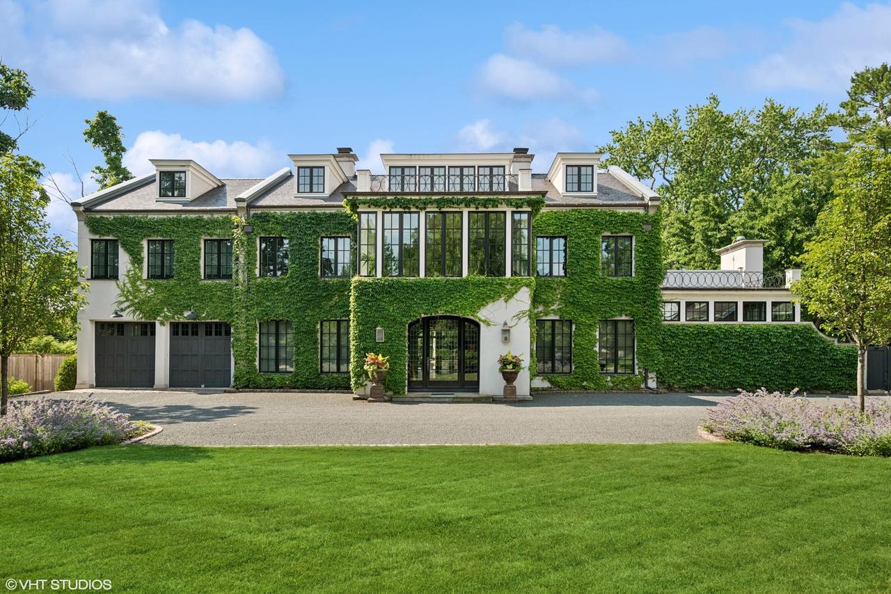 674 Hill Rd., Winnetka, IL 60093