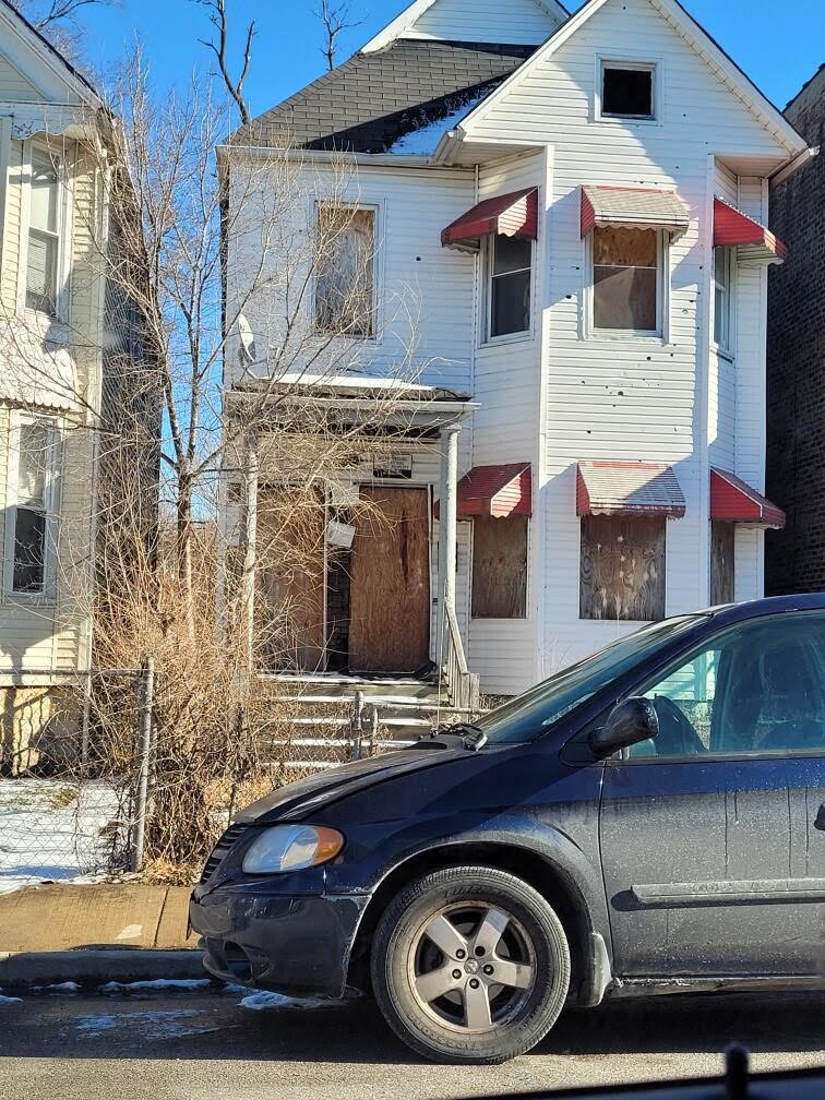 6835 S Green St., Chicago, IL 60621