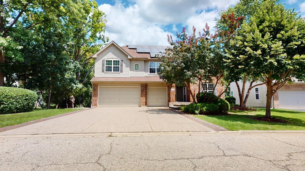5670 Brentwood Dr., Hoffman Estates, IL 60192