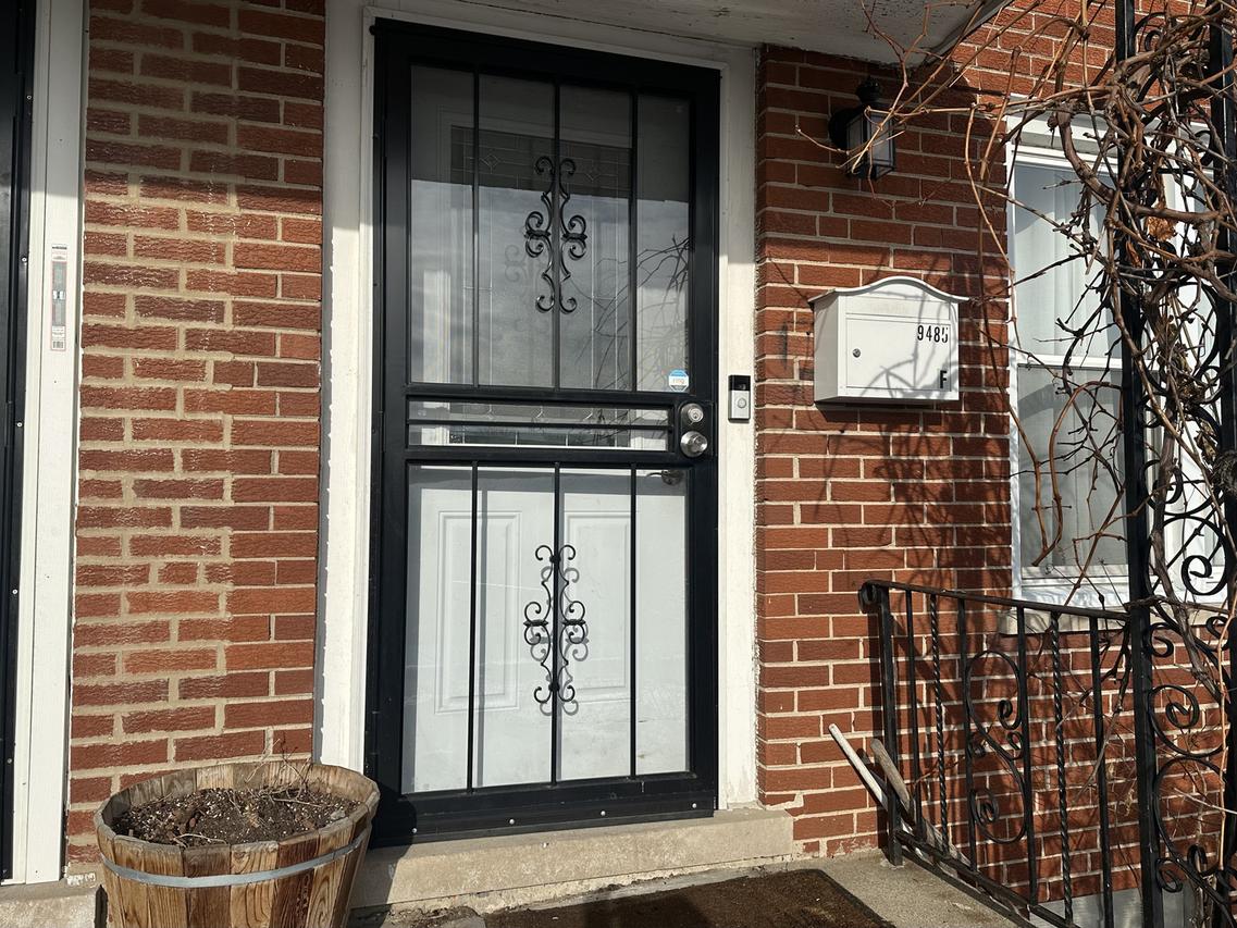 9485 Sumac Rd. #F, Des Plaines, IL 60016