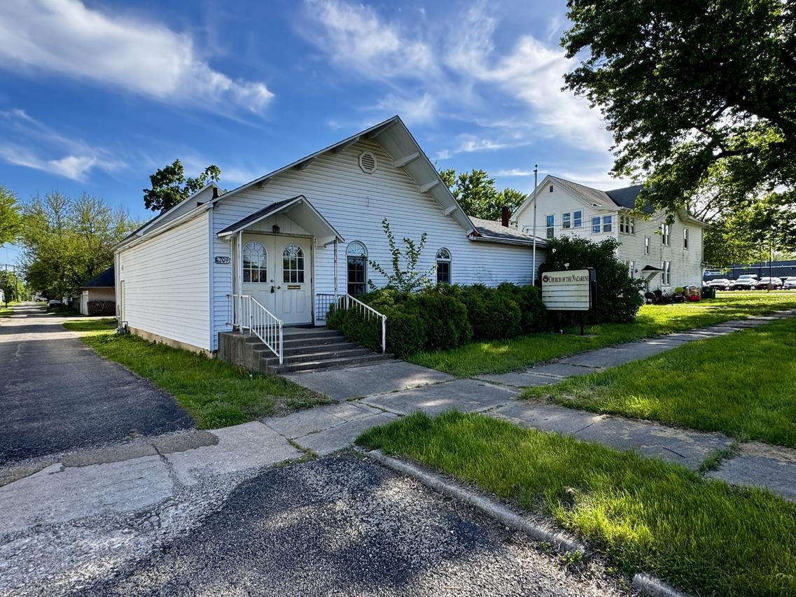1209 6th St., Mendota, IL 61342