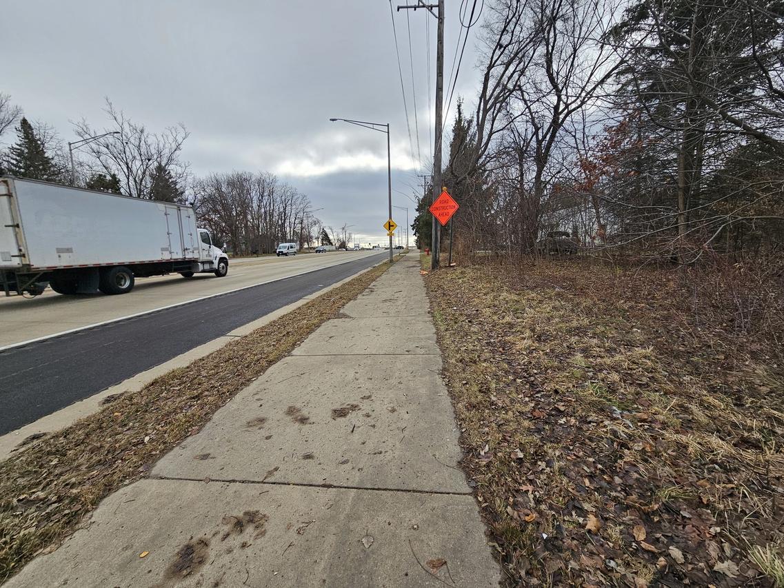 000 Averill Cir., Geneva, IL 60134