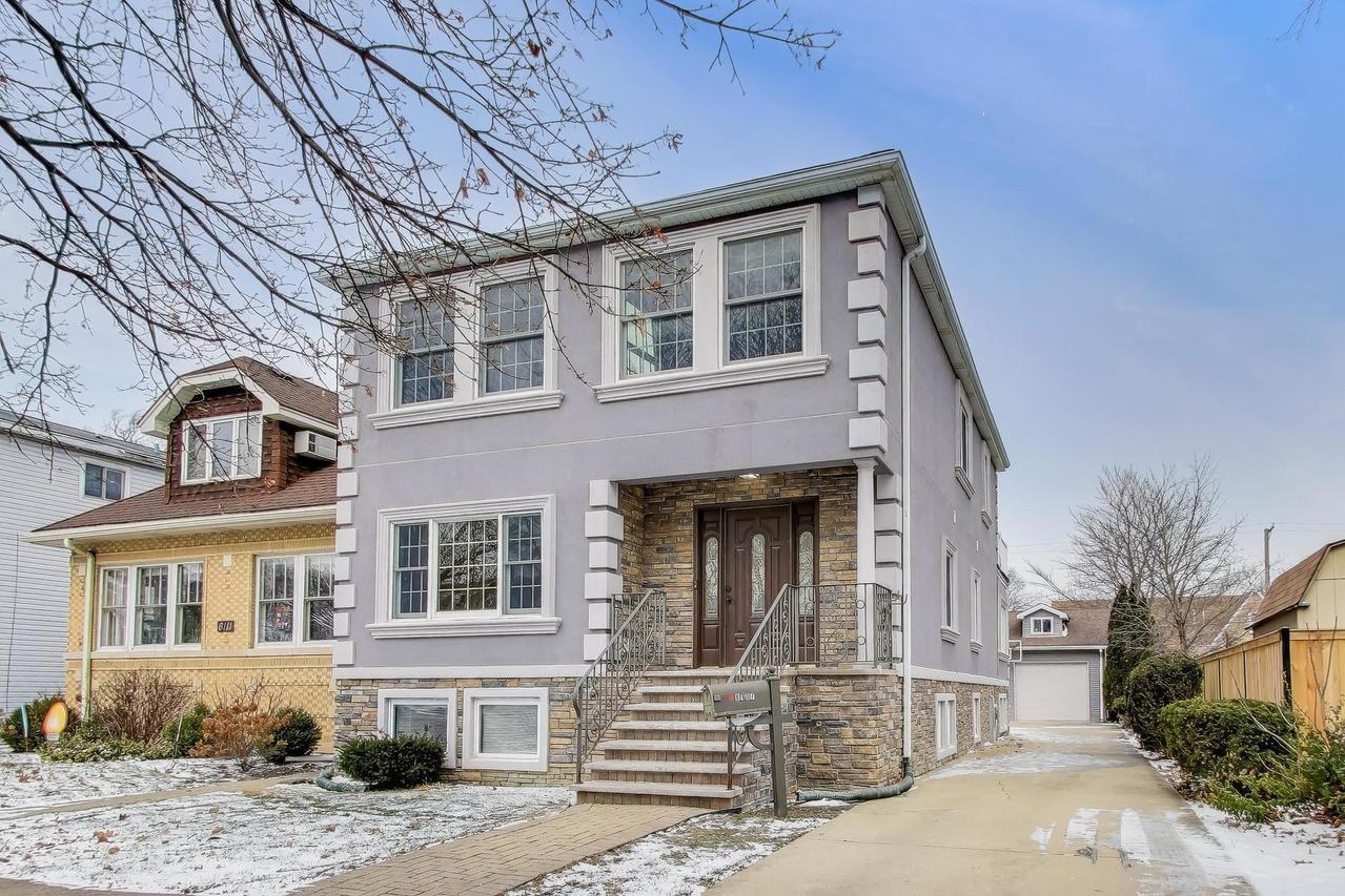 6107 N Nassau Ave., Chicago, IL 60631
