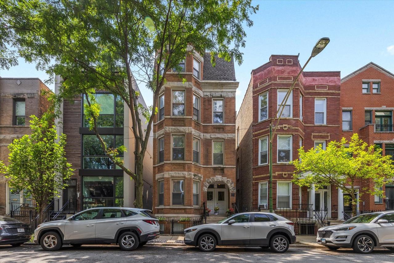 1032 N Marshfield Ave. #1R, Chicago, IL 60622