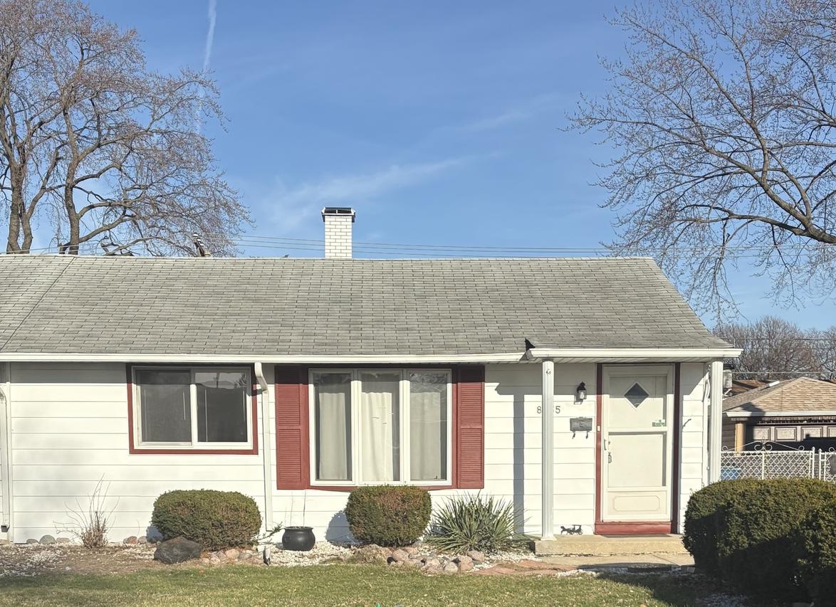 8855 S Komensky Ave., Hometown, IL 60456