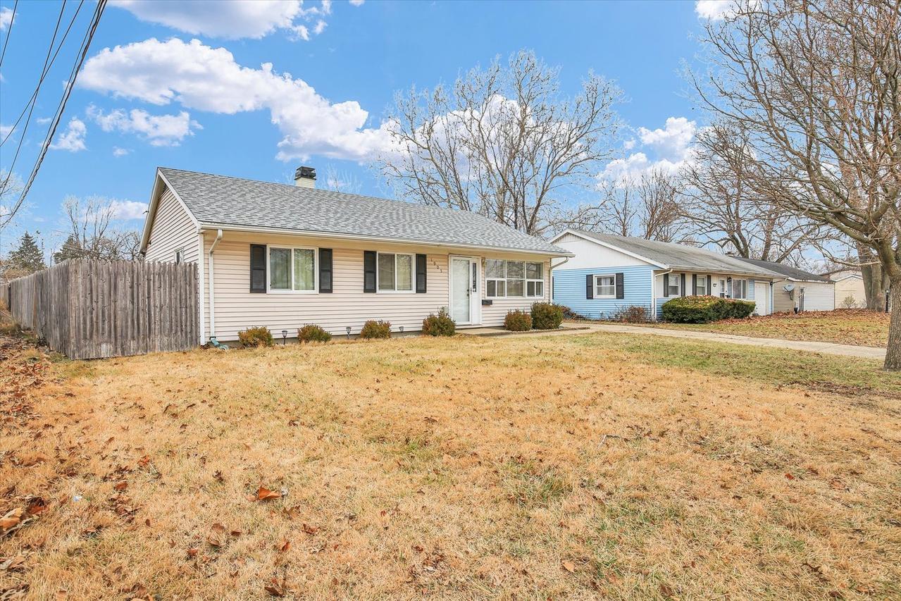 1905 Cynthia Dr., Champaign, IL 61821