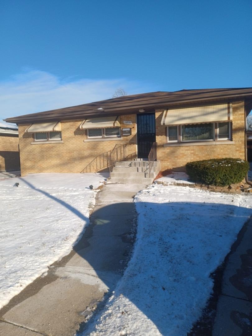 16521 Evans Ave., South Holland, IL 60473